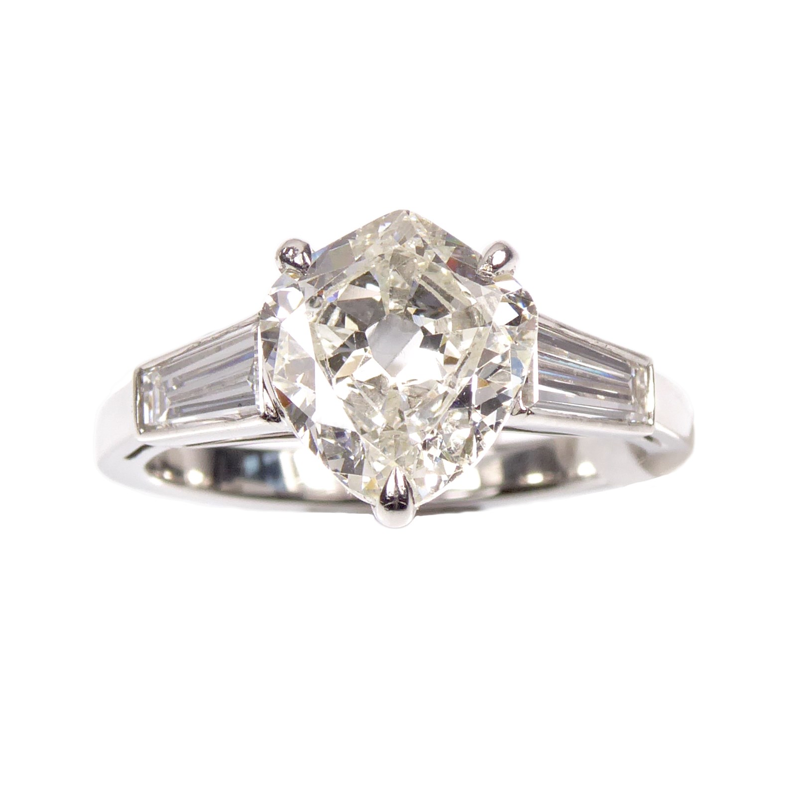 Step shield cut-diamond ring | VAK | The Jewellery Editor