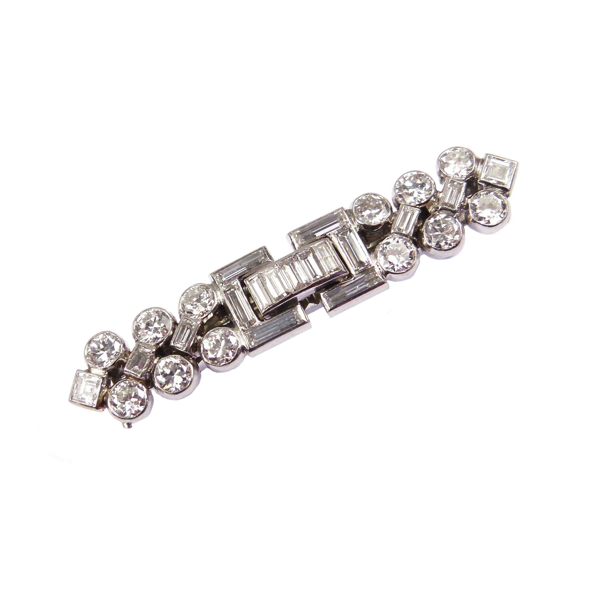 Cartier discount diamond brooch